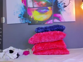 maryliin-sweet on cam for live free nude video chat now