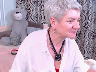 OliviaOrtiz on cam for live free nude video chat now