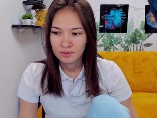 RebekaVimm on cam for live free nude video chat now