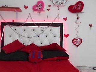 Ashley-Ryan on cam for live free nude video chat now