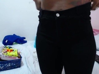 Melannie Ass , ?? on cam for live free nude video chat now