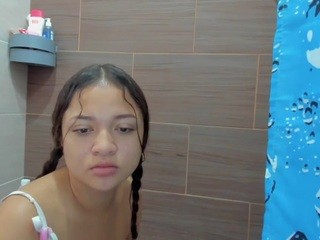 DANIELA-CORTEZ on cam for live free nude video chat now