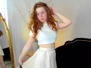 leo-lilly on cam for live free nude video chat now