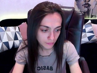MonicaLoress on cam for live free nude video chat now