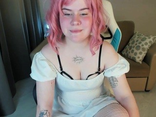 TonyaWilkins on cam for live free nude video chat now
