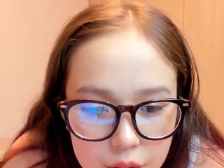 sweetsaraa on cam for live free nude video chat now