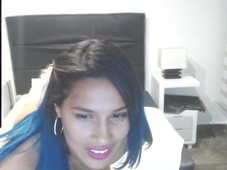 ZIA-ROZII on cam for live free nude video chat now