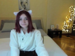 EmmaLayy on cam for live free nude video chat now