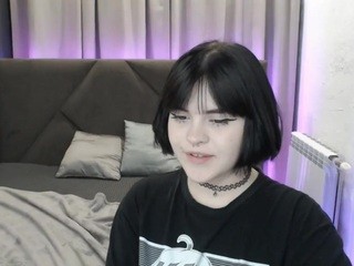 Gwen-Foxy on cam for live free nude video chat now