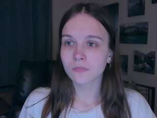 CarolinaHill on cam for live free nude video chat now