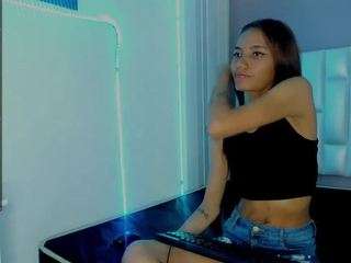 MegaSaenz on cam for live free nude video chat now