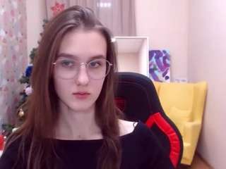 NikkaStar on cam for live free nude video chat now