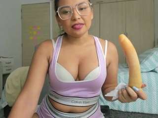 scarletcute1 on cam for live free nude video chat now