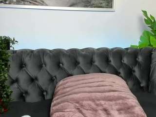 GiulianaBria on cam for live free nude video chat now