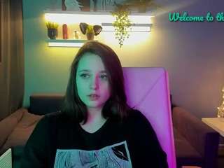 LindaHoneyed on cam for live free nude video chat now