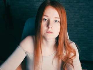 OctaviaReevis on cam for live free nude video chat now