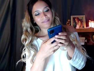 liawinx on cam for live free nude video chat now