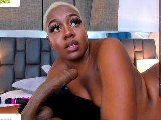 millycoopers on cam for live free nude video chat now
