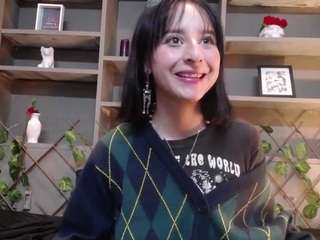 Saakuura1 on cam for live free nude video chat now