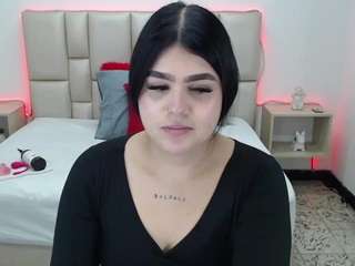 samanthaacooper on cam for live free nude video chat now