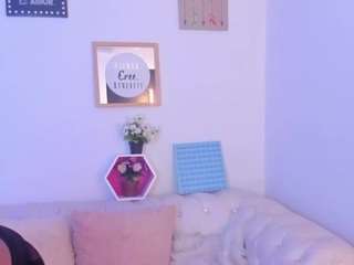 TATY on cam for live free nude video chat now
