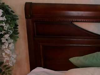 Anita-kim on cam for live free nude video chat now