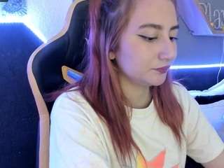 Lizz-riverss on cam for live free nude video chat now