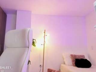 ashley-2004 on cam for live free nude video chat now