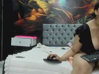 mackenziealdana on cam for live free nude video chat now