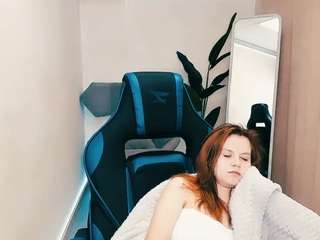MayWhitman on cam for live free nude video chat now