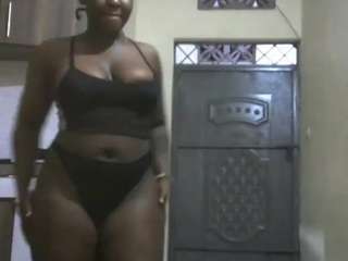 thickianah-02 on cam for live free nude video chat now