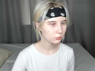Vivian-Got on cam for live free nude video chat now