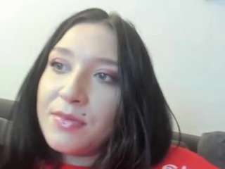 Lucyana on cam for live free nude video chat now