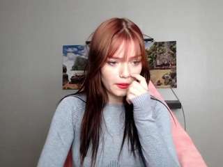 MollyColins on cam for live free nude video chat now