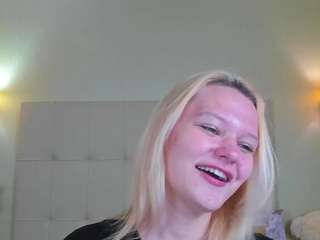 Sunny-Bonny on cam for live free nude video chat now