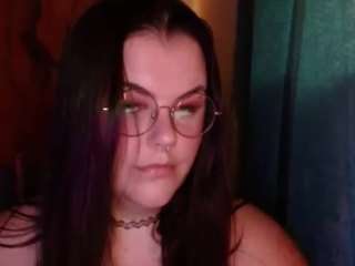 Goddess Kehala on cam for live free nude video chat now