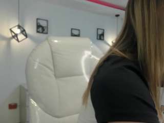 Nathaly-sky on cam for live free nude video chat now