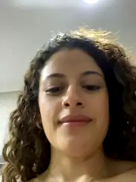 alana15 naked in live sex video chat
