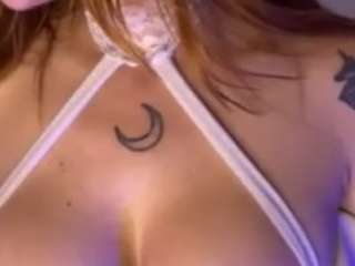 AnastaxiaLynn on webcam for live free nude chat now