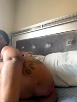 BaddKitty_purrrrs naked in live sex video chat