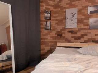 Cosmic-Zoe on webcam for live free nude chat now
