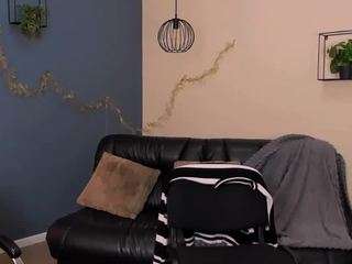 freya-candy1 on webcam for live free nude chat now