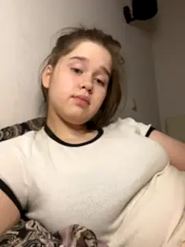 HornyGirlH naked in live sex video chat