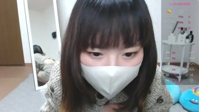 _Iroha_99 naked in live sex video chat