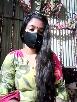 Jenifar- naked in live sex video chat