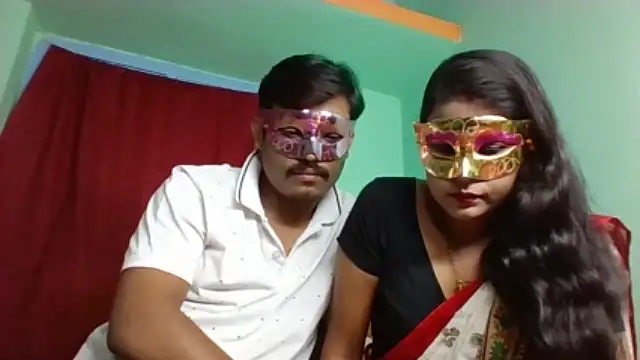 julexxxxxx naked in live sex video chat