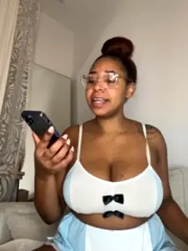 kataryna69 naked in live sex video chat