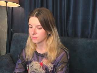 Mia-Chi on webcam for live free nude chat now
