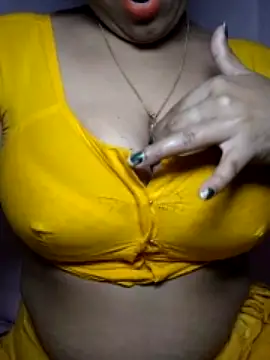 monabhabi22 naked in live sex video chat