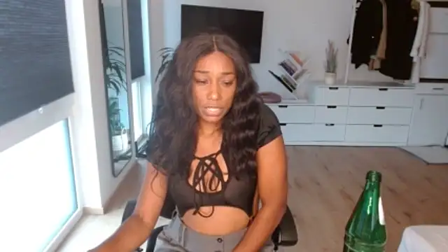 Niki_May naked in live sex video chat